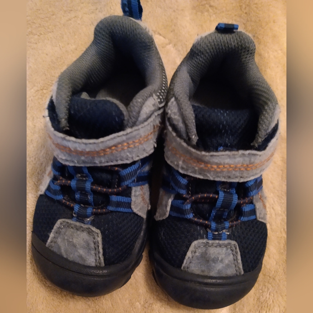 Smartfit Blue and Gray Sneakers with Athletic Silhouette